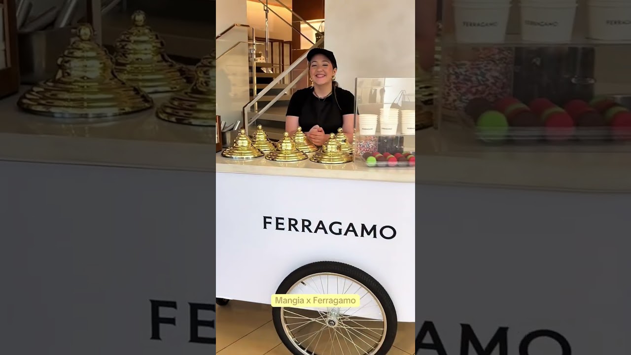 We can custom brand our gelato cart to serve your clients! Get in touch with us to learn more 🍨🍦