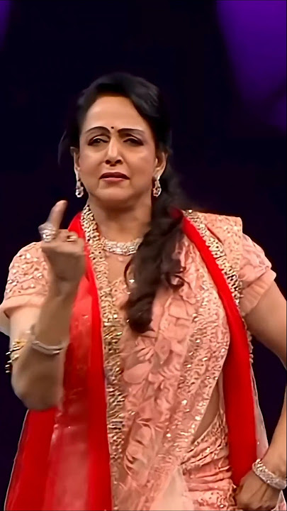 😘hema malini ka super duper Dharmendra style dance 🌹 #shorts​ #trending​ #viral​ #music​ #song​