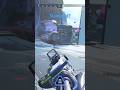 Luckiest aim ever #clips #apex #apexlegends #subscribe #gaming