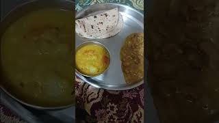 Sub Ratri Doston Rat ka khana Roti,Lucki Chane ki Dal,And Rajma ki Dal