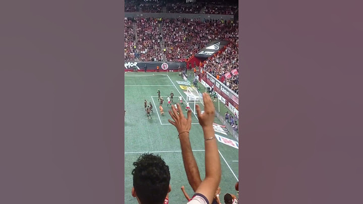 Xolos vs Chivas / La mano de Dios - Estadio Caliente