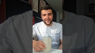 ما قدر يلفها بإيده  جاب ملقط                        سمعها