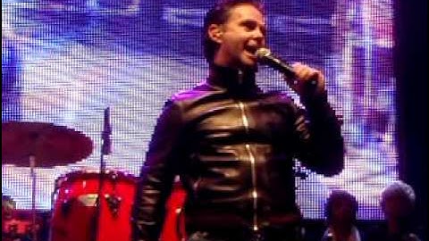 Purmerend 600 jaar feest opening: Danny de Munk - Bloemetje