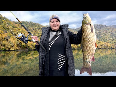 Grandma Catch Huge Fish from the Lake and Cooked on Wood Oven. Look at That Tender Meat