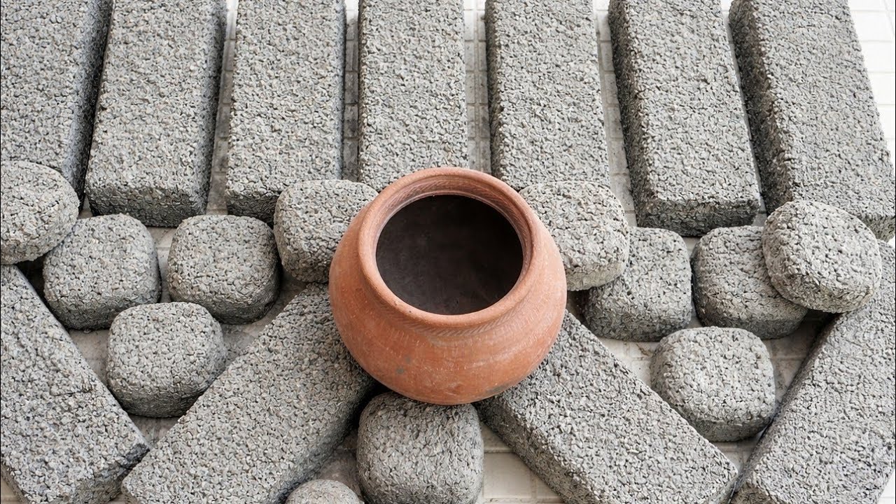 Gritty Concrete Sand Crumbling in Clay Pot | Dusty Texture Meets Water Pouring 💦 | Deep ASMR