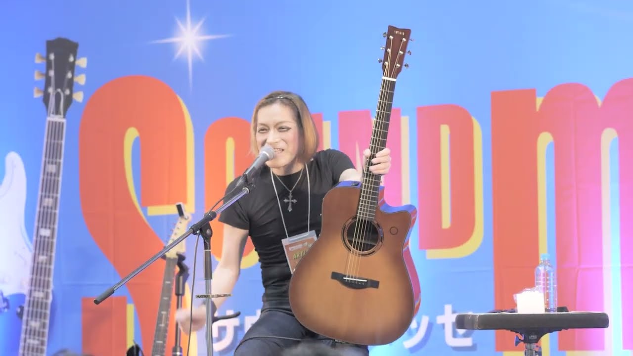 【ステージ】ROLLYによるトランスアコースティックギター『TAG3 C』の驚異の世界 by YAMAHA MUSIC JAPAN