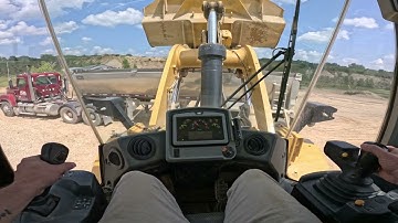 CAT 972M Stockpiling 57