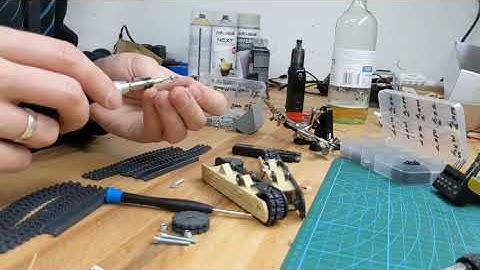 Assembling 3d printed 1/32 RC Excavator by widrcdesign Part 1