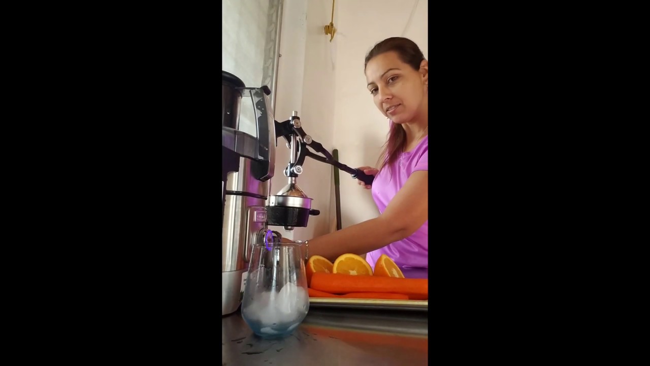 Limpiar nuestro organismo con Naranjas y Zanahorias. Detox with Oranges & Carrots - YouTube