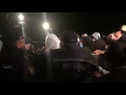 რუსთავი 2-თან საპროტესტო აქციის მონაწილე დააკავეს