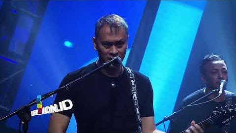 Andra And The BackBone - Main Hati