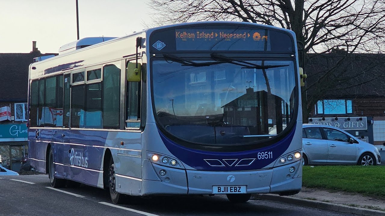 First South Yorkshire Volvo B7RLE Wright Eclipse 2 69511 BJ11 EBZ