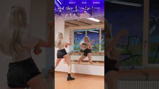 Eve, Psyche & Bluebeards Wife By Lesserafim