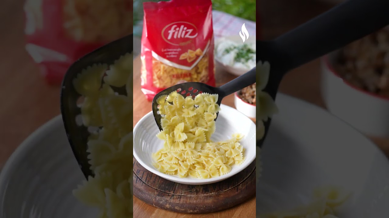 Köz Biber Mezeli Kelebek Makarna Tarifi 🍝😍 Nefis Yemek Tarifleri #shorts #nefisyemektarifleri Köz Biber Mezeli Kelebek Makarna Tarifi 🍝😍 Nefis Yemek Tarifleri #shorts #nefisyemektarifleri