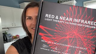 Red light therapy for hands