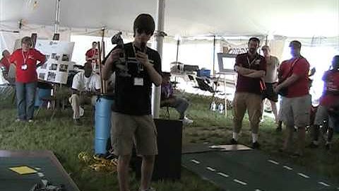 Hexapod RoboSumo Demo (1) using BIOLOID. Robofest at IGVC.