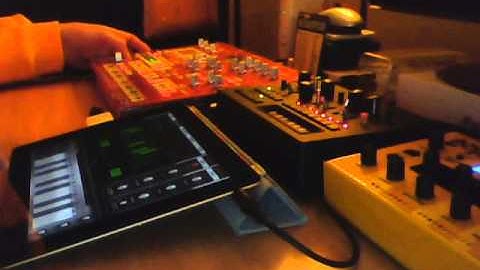 ESX+MONOTRIBE+MOPHO+ANIMOOG