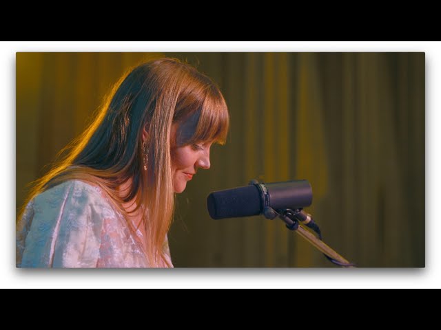 Courtney Marie Andrews - Ships In The Night