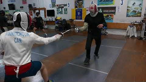 Successful approach to counter-attacking fencing opponents!