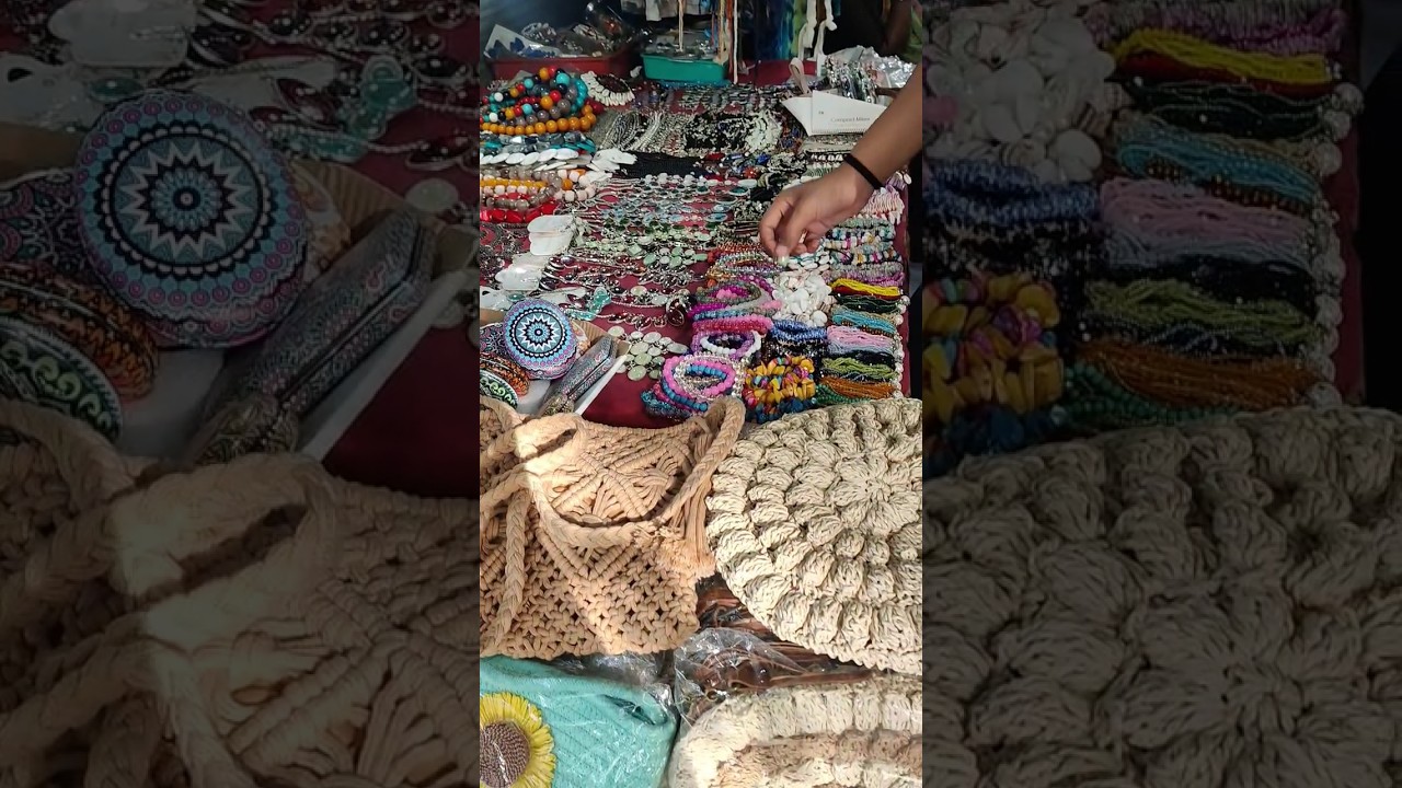 Shopping at Palolem beach 