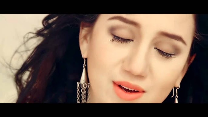 Лицать сперму из писки видео