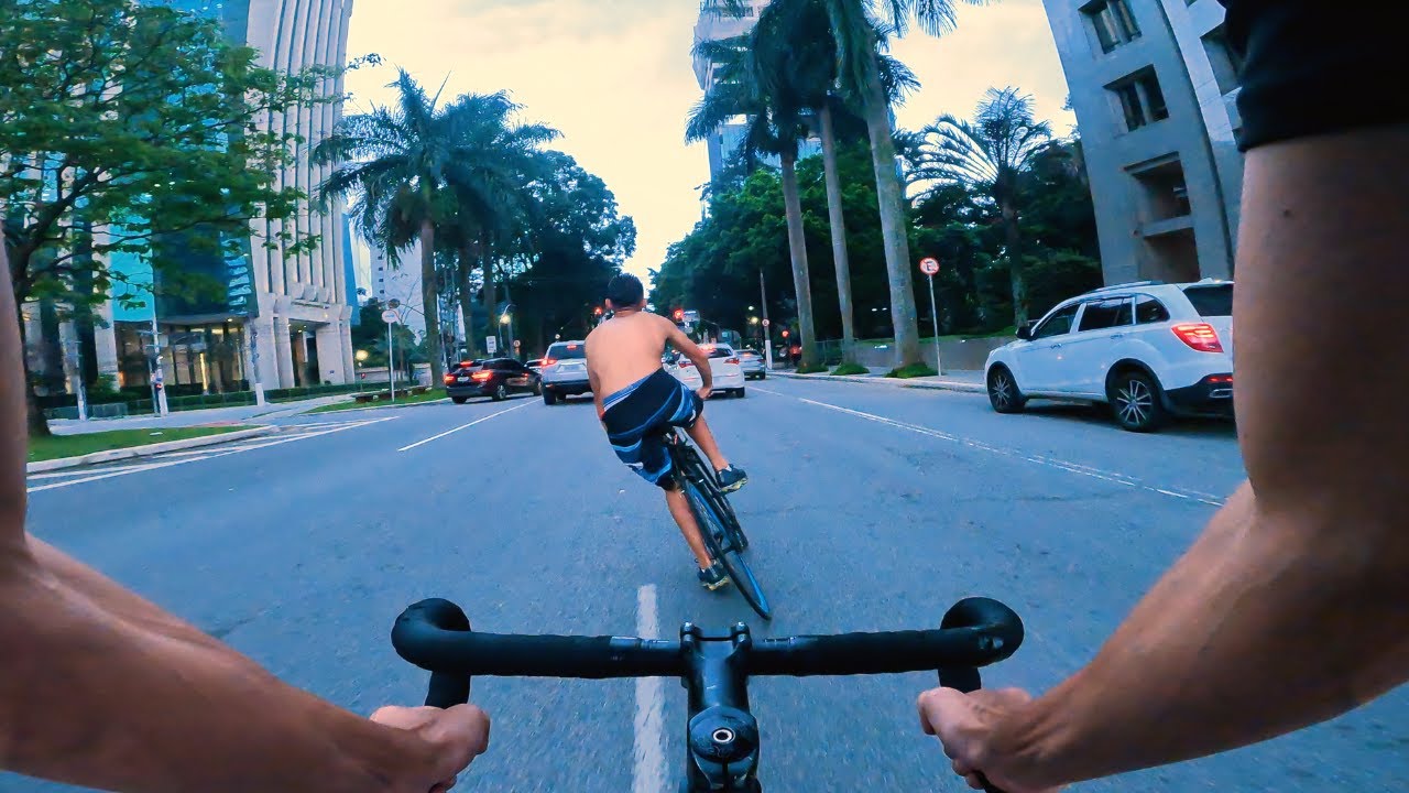 Fixed Gear | Moleque folgado | Correndo para Chuva -- Zona sul São Paulo