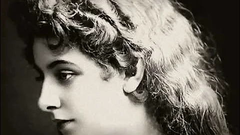 (LEHAR):  American Soprano Geraldine FARRAR:  Rest...