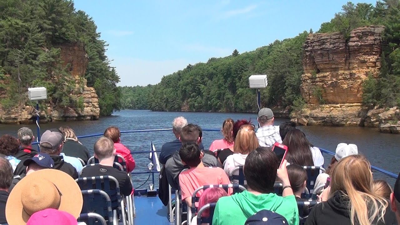 PSVR 3D WISCONSIN DELLS Upper Dells Boat Tour YouTube