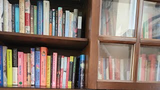 Bookshelf Reorganization and Declutter of My Favorite Read Books!