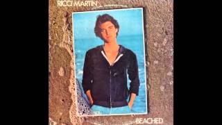 Video thumbnail of "Ricci Martin: Stop Look Around"