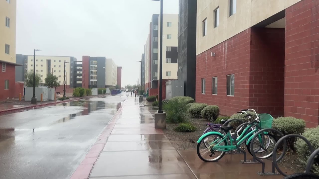 Rainy Days | Living as Lopes Season 6 Episode 19
