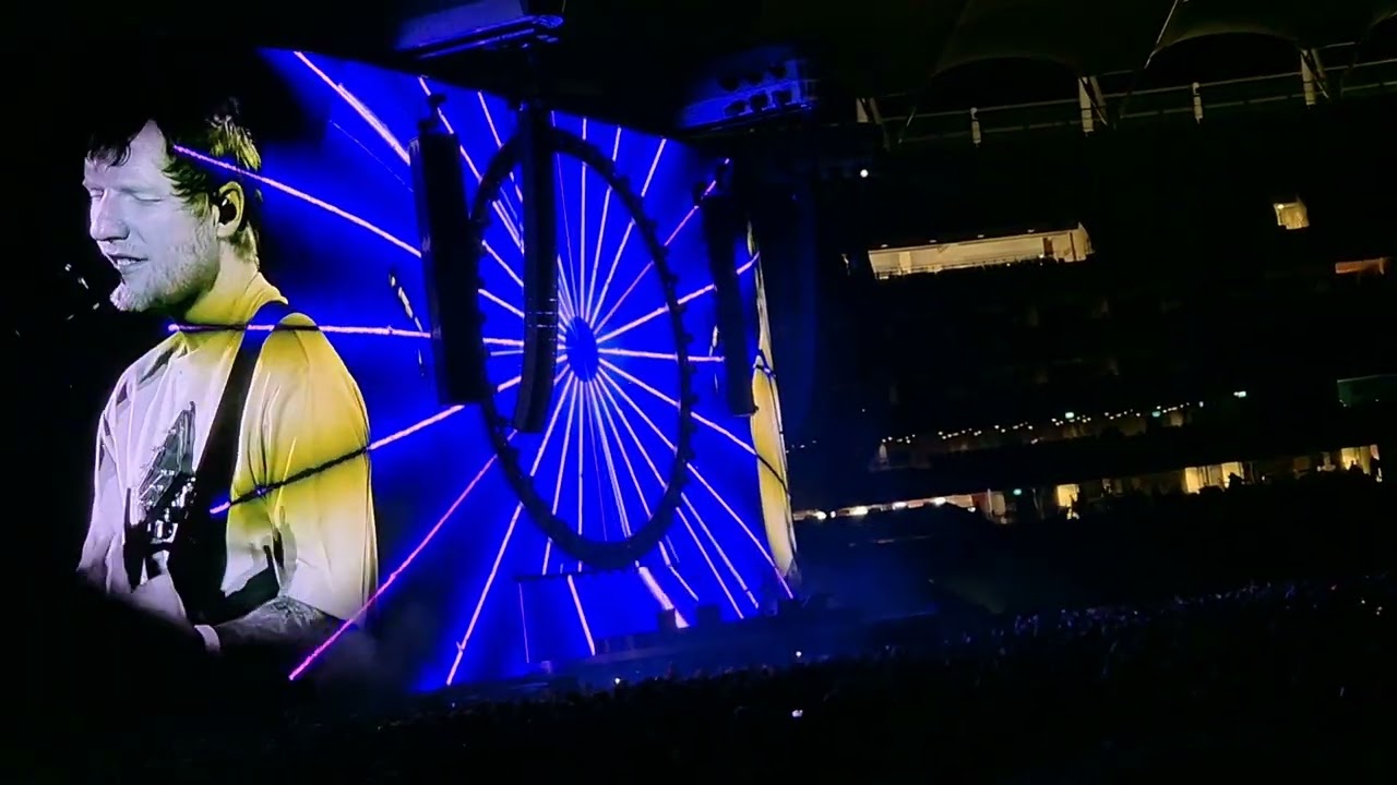 Ed Sheeran - Cold Coffee live in Perth 2026 - Loop Tour fan request