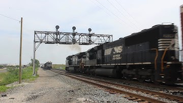 NS C40-8W (ex-CR) & an SD70 work hard while leading an EB Manifest