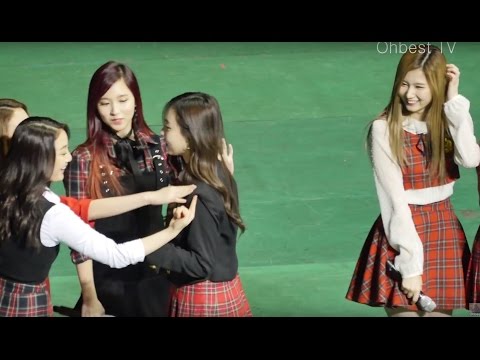 [4K] 160227 트와이스 직캠 무대 대기중 나연 어깨뽕 서종예 입학식 Ohbest TV