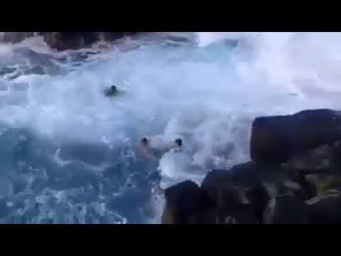 سبحان الله العظيم هاج البحر في ثواني