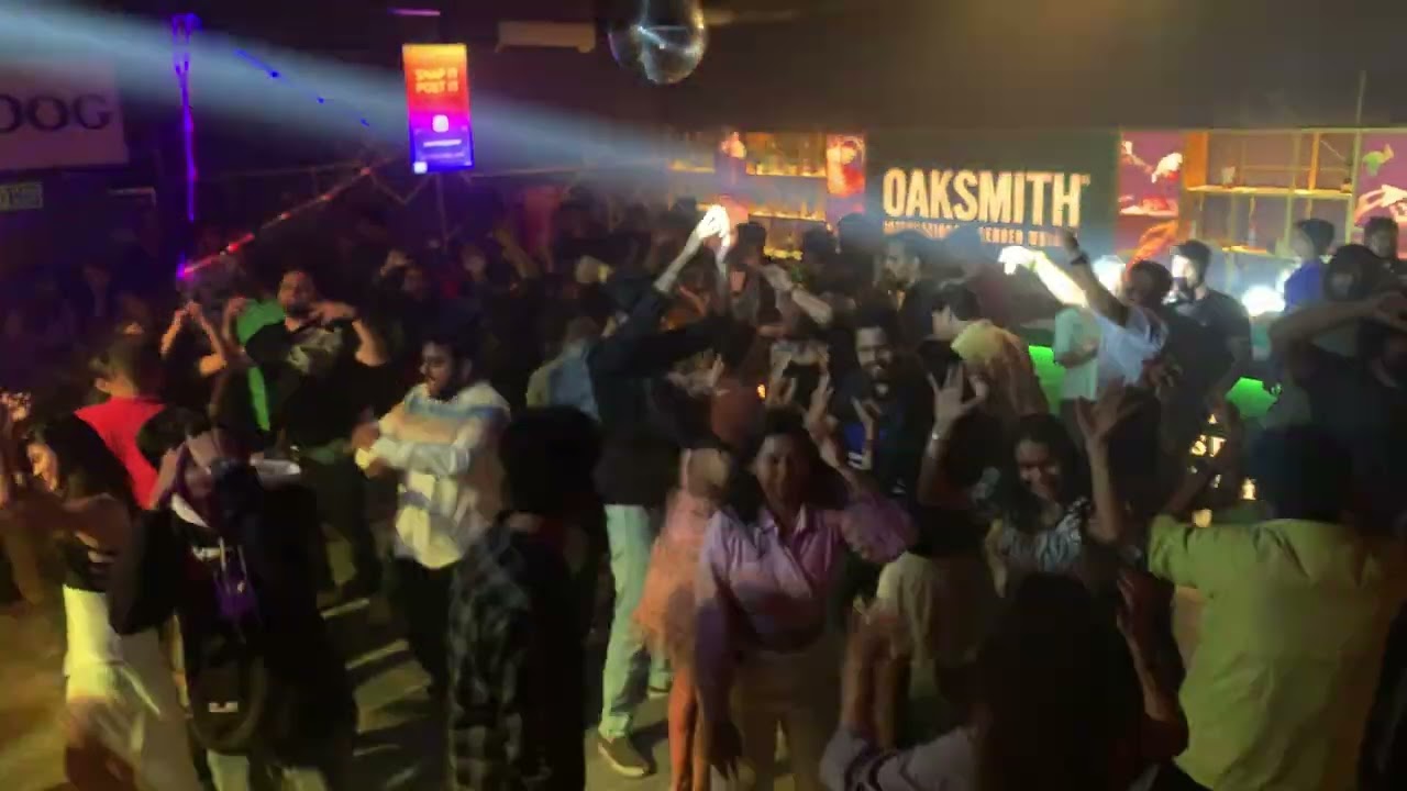 dj-piyu-live-duniya-ne-humko-diya-kya-2022-dum-maaro-dum-mehbooba