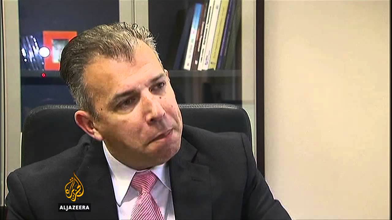 الاتحاد الأوروبي يقرر منح اليونان قرضاً جديداً - قناة الجزيرة البلقان