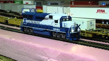 Custom P2K GP60 EMD #7 with DCC, Strobelight, F/R Ditchlights
