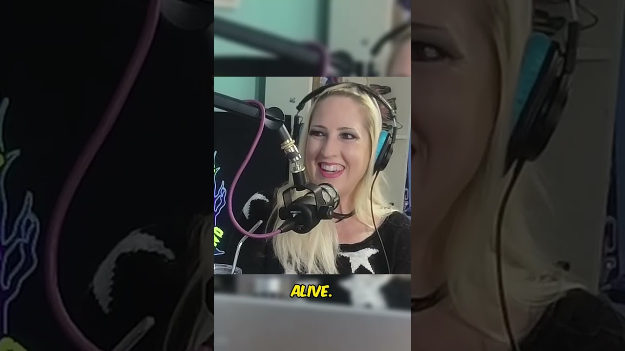 Raccoon for Thanksgiving? #funny #thanksgiving #raccoon