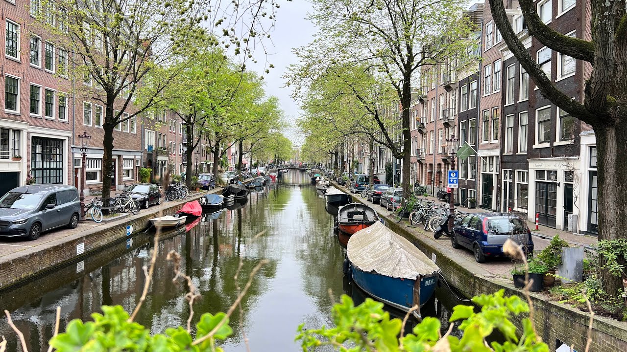 小资时尚的约旦区漫步；伦勃朗广场、Spui广场、莱兹广场、博物馆广场；冬宫博物馆、梵高博物馆、市立美术馆。阿姆斯特丹漫游之D3、D4。