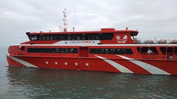 Tàu cao tốc Côn Đảo Express 36 rời cảng Cầu Đá