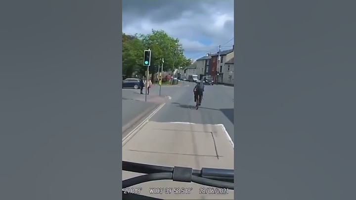 Cyclist blocks bus and get instant karma
