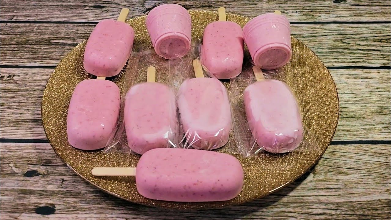 PALETAS DE YOGURT CON FRESAS/riquisimas! medidas exactas.