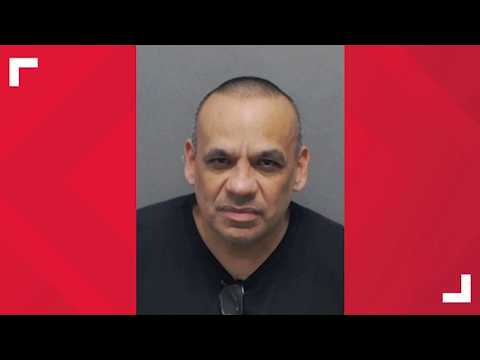Man accused of setting 2 homes on fire in same Universal City neighborhood, records show