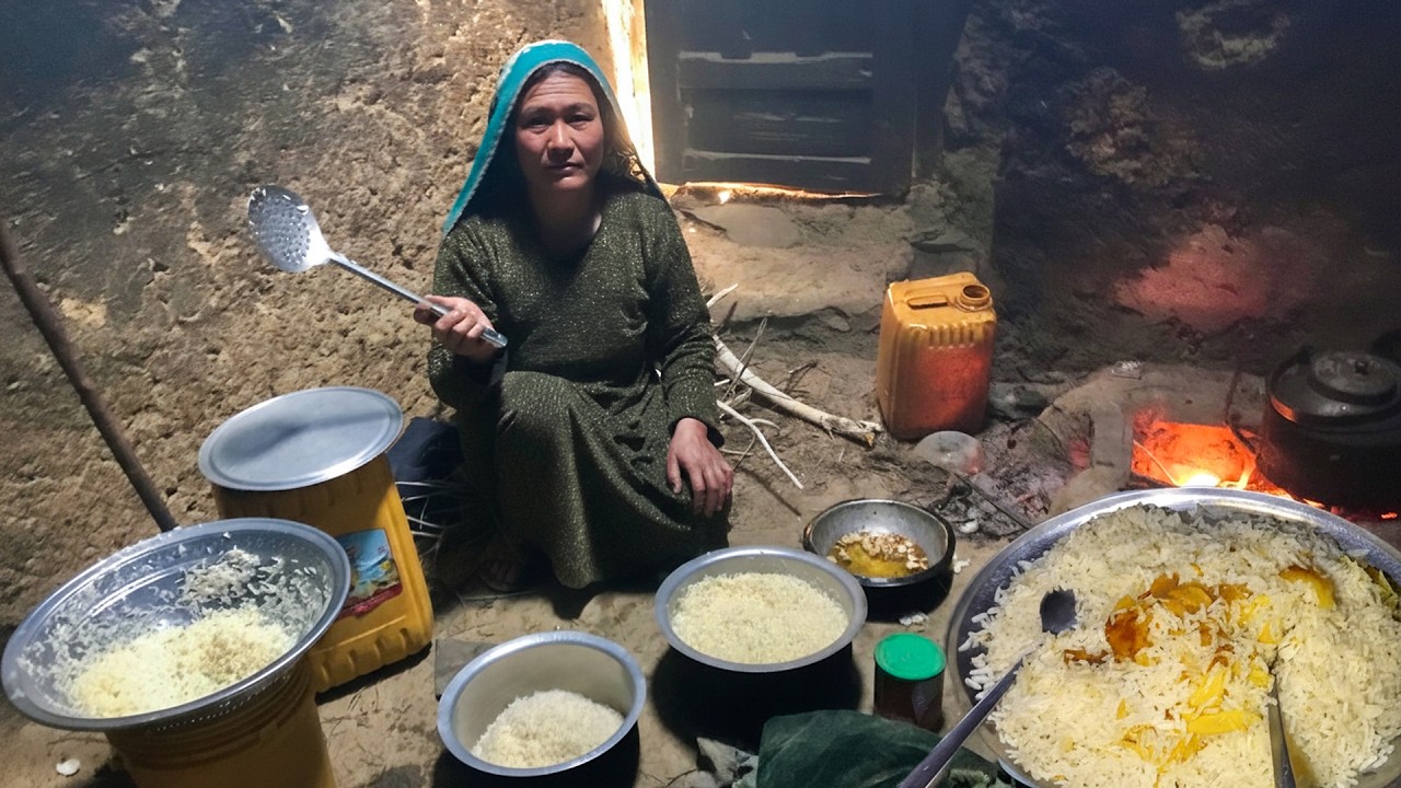 Bitter Cold, Warm Meals – Traditional Cooking in Afghanistan's Snow-Covered Peaks