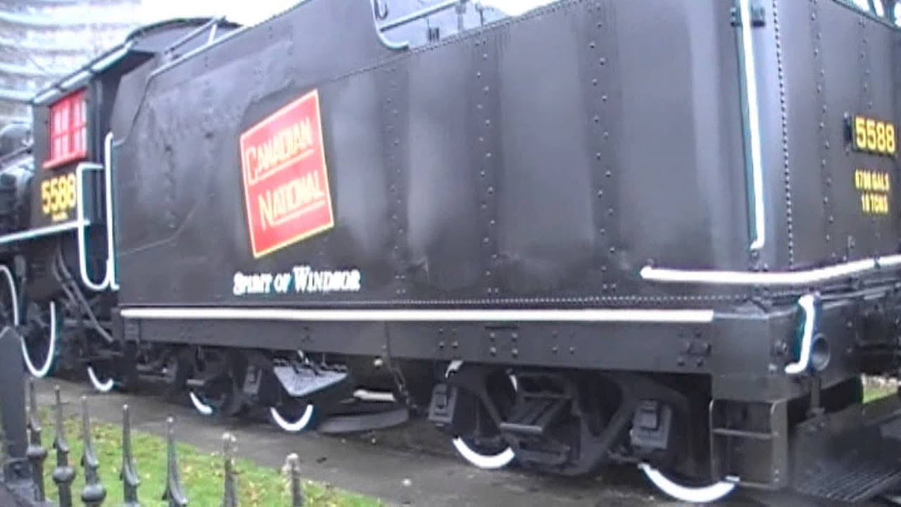 canadian-national-5588-spirit-of-windsor-12-03-2012-youtube