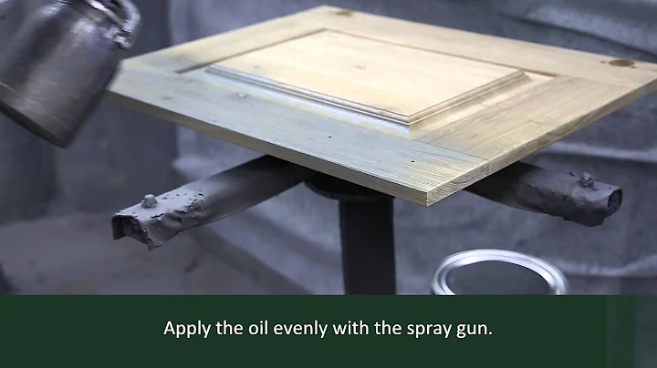 Rubio Monocoat Oil Plus 2C application on furniture (spraygun)