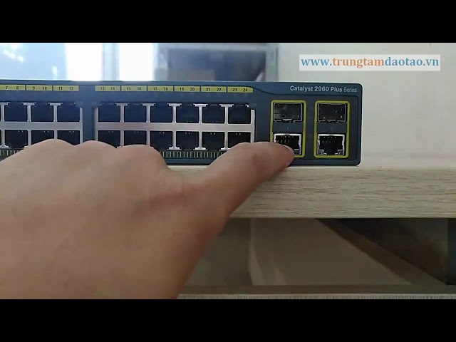 CCNA - Giới thiệu thiết bị switch Cisco C2960