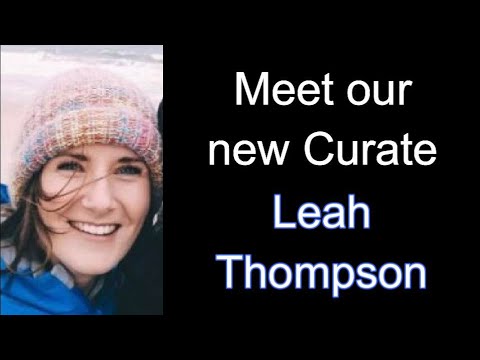 Βίντεο: Καθαρή αξία Lea Thompson: Wiki, Έγγαμος, Οικογένεια, Γάμος, Μισθός, Αδέρφια