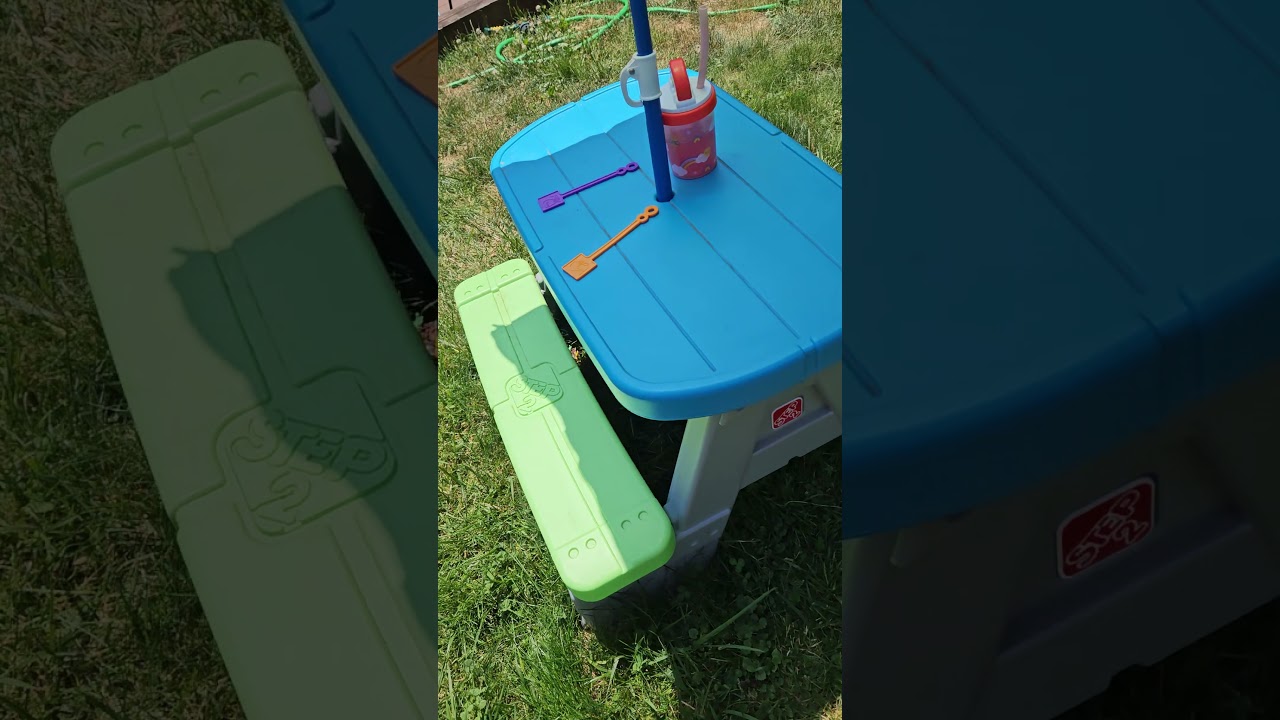 Review of step 2 toddler sized picnic table with umbrella.  links are always in my amz store front.